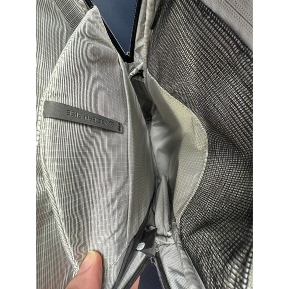 Western Rise Voyager 25L Lightweight Laptop Backpack Carry-On Bag - Picture 10 of 11